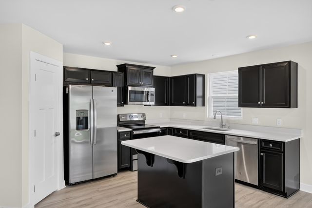 2271 Hemming Way, Boiling Springs, SC 29316