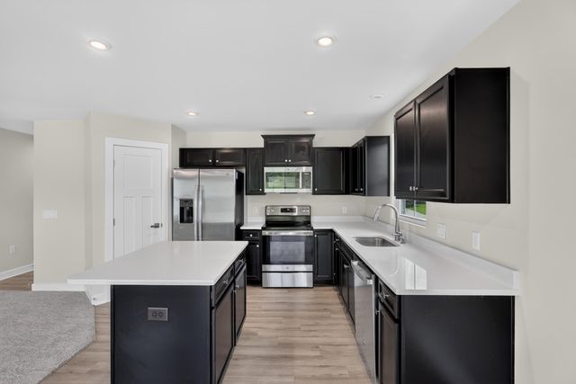 2271 Hemming Way, Boiling Springs, SC 29316