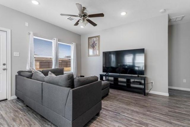 74 Road 51024, Cleveland, TX 77327