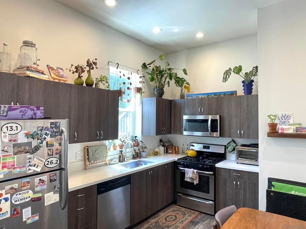 Image 21 of property listing at 1120 30Th St, San Diego, CA 92102