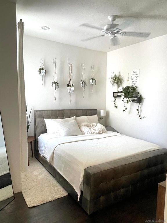 Image 9 of property listing at 1120 30Th St, San Diego, CA 92102