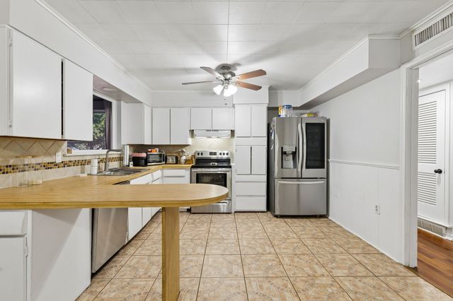 13955 Birchlawn Drive, Farmers Branch, TX 75234