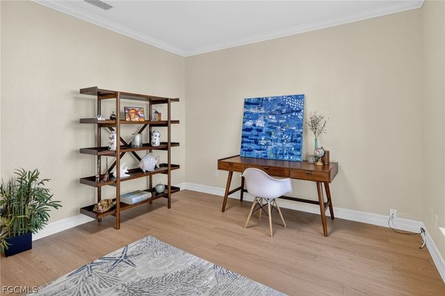 5541 Harborage DR, Fort Myers, FL 33908