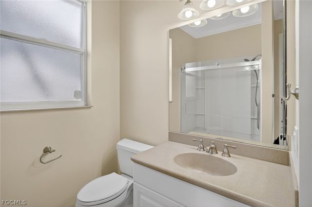 5541 Harborage DR, Fort Myers, FL 33908