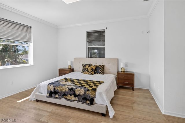 5541 Harborage DR, Fort Myers, FL 33908