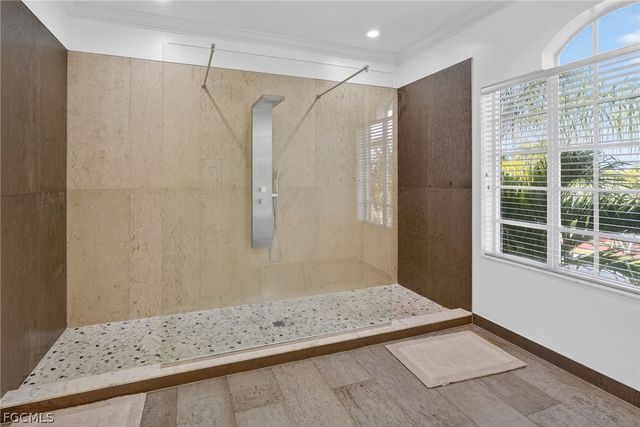 5541 Harborage DR, Fort Myers, FL 33908