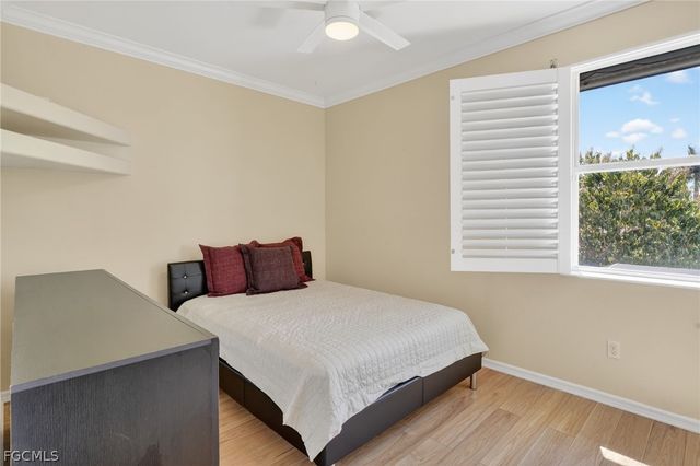 5541 Harborage DR, Fort Myers, FL 33908