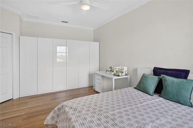 5541 Harborage DR, Fort Myers, FL 33908