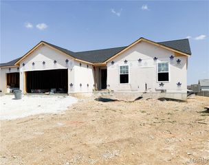 906 Gimli Ln., Wright City, MO 63390