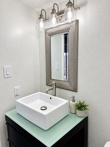 525 Towne House Lane, Richardson, TX 75081