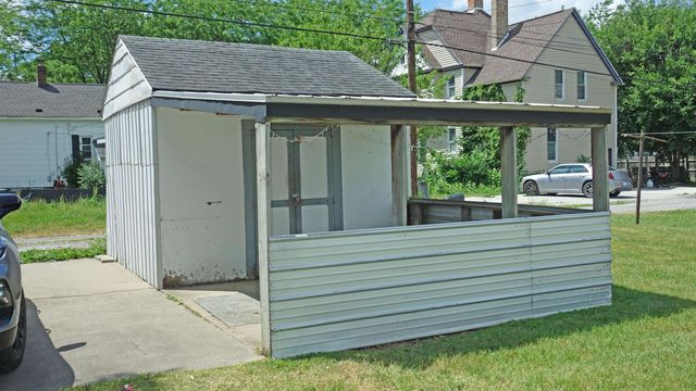 1013 18th Street, Bay City, MI 48708