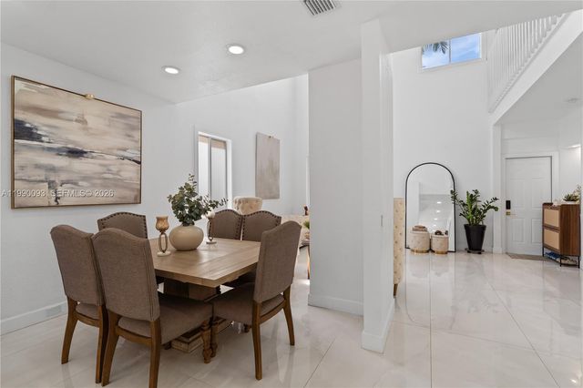 1500 Canary Island Dr, Weston, FL 33327