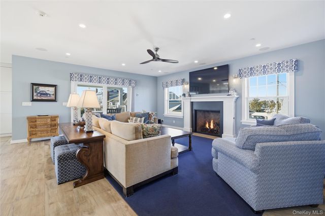 117 Baldwin Avenue, Point Lookout, NY 11569