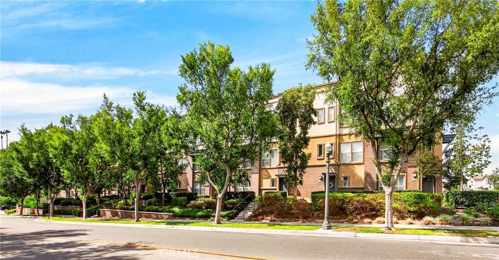 Image 41 of property listing at 2256 Clark, Fullerton, CA 92833