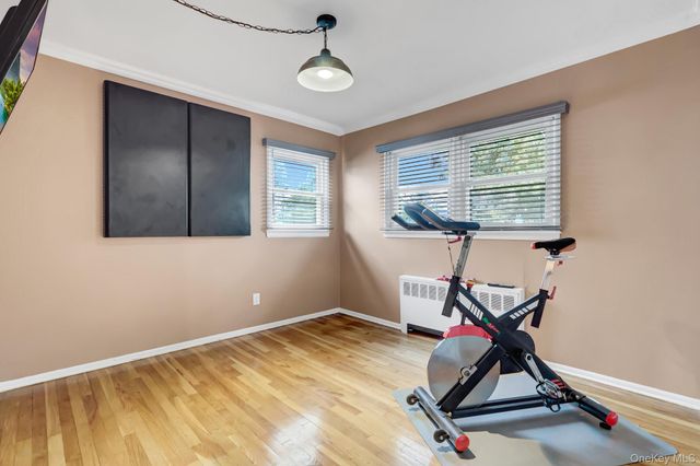 181 N Idaho Avenue, Massapequa, NY 11758