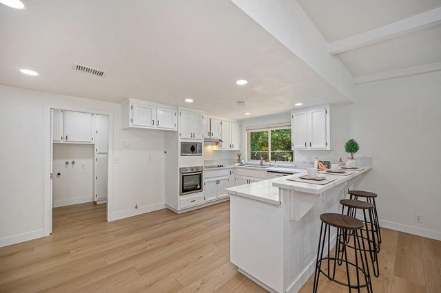 2741 Wentworth Rd, Cameron Park, CA 95682
