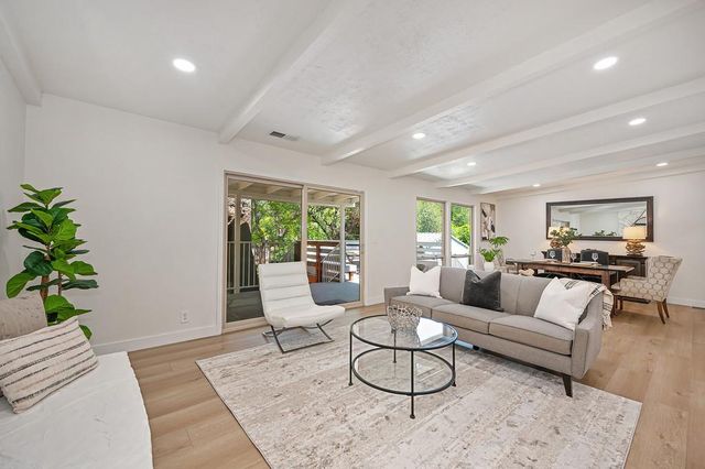 2741 Wentworth Rd, Cameron Park, CA 95682