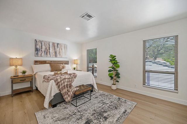 2741 Wentworth Rd, Cameron Park, CA 95682
