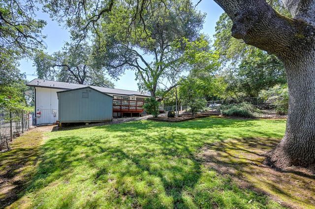 2741 Wentworth Rd, Cameron Park, CA 95682