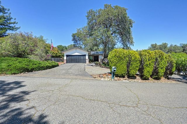 2741 Wentworth Rd, Cameron Park, CA 95682