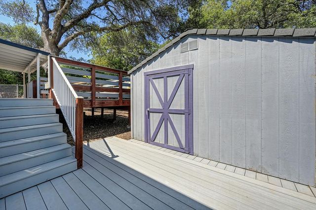 2741 Wentworth Rd, Cameron Park, CA 95682