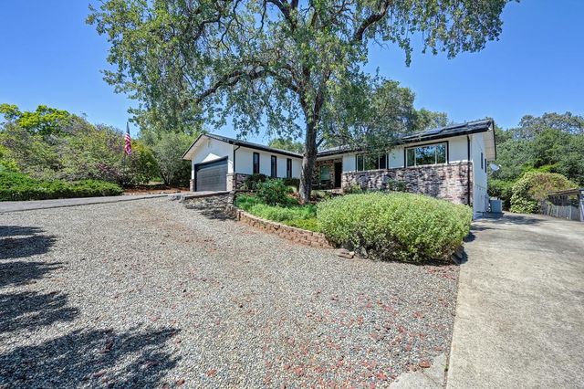 2741 Wentworth Rd, Cameron Park, CA 95682