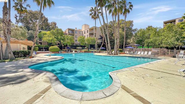 460 N. Civic Drive 311, Walnut Creek, CA 94596
