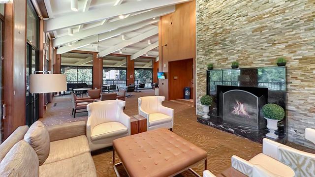 460 N. Civic Drive 311, Walnut Creek, CA 94596