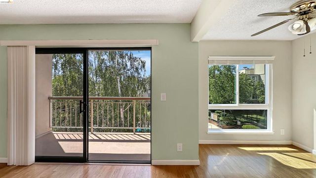 460 N. Civic Drive 311, Walnut Creek, CA 94596