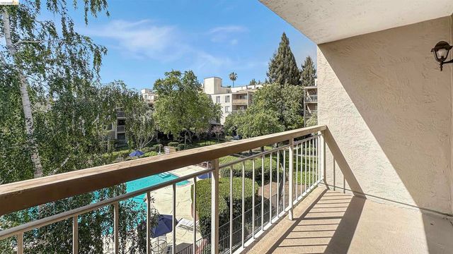 460 N. Civic Drive 311, Walnut Creek, CA 94596