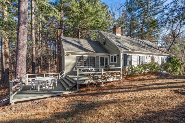 6 Brewster Rd, Wayland, MA 01778