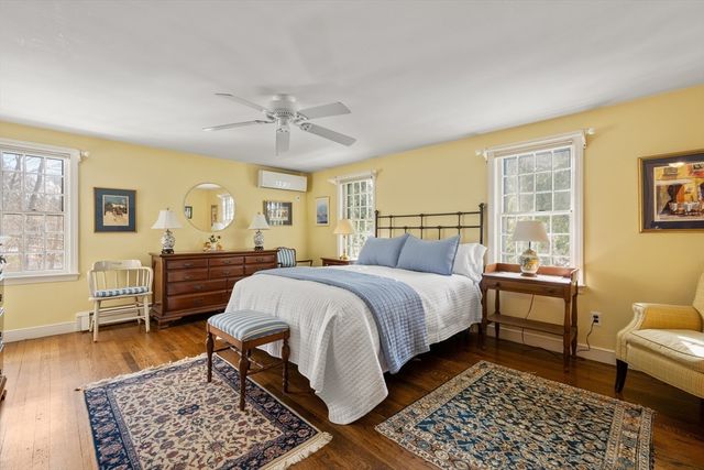 6 Brewster Rd, Wayland, MA 01778