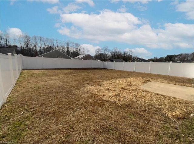 3452 Pridgen Ridge Drive, Winston-salem, NC 27127