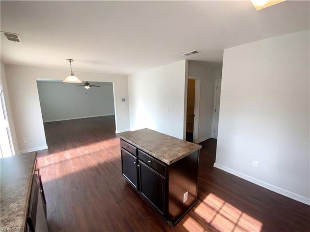 3452 Pridgen Ridge Drive, Winston-salem, NC 27127