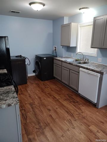 21708 Weller Avenue, Warren, MI 48089