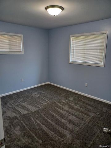 21708 Weller Avenue, Warren, MI 48089