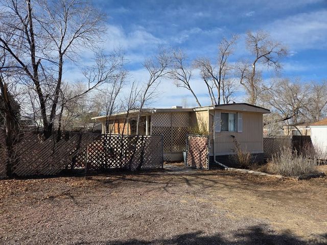 727 S Joe Martinez Lane, Pueblo West, CO 81007