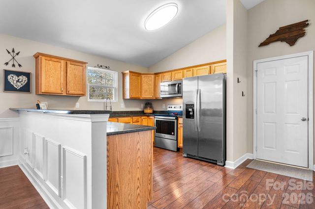 3842 E Maiden Road, Maiden, NC 28650