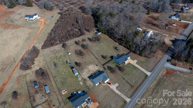3842 E Maiden Road, Maiden, NC 28650