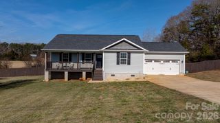 3842 E Maiden Road, Maiden, NC 28650