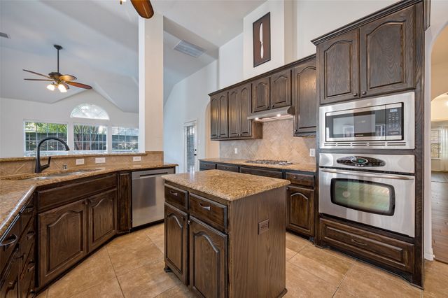 12384 Mill Run Drive, Frisco, TX 75035
