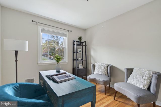 6805 MARKET SQUARE DR, Mclean, VA 22101