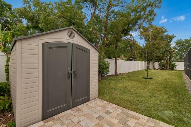 10916 CARROLLWOOD DRIVE, Tampa, FL 33618