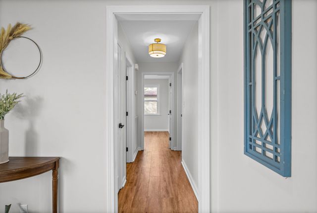 829 Glendale Dr, Clarksville, TN 37043