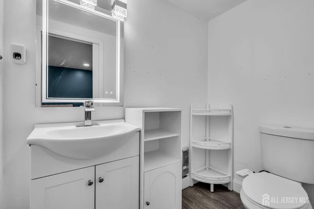 11 Pershing Avenue, Sayreville, NJ 08872