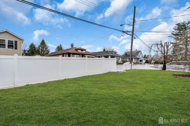 11 Pershing Avenue, Sayreville, NJ 08872