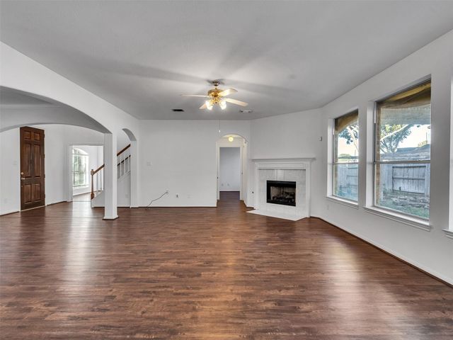 12330 Aspen Lane, Stafford, TX 77477