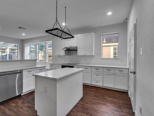 12330 Aspen Lane, Stafford, TX 77477