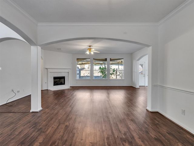 12330 Aspen Lane, Stafford, TX 77477