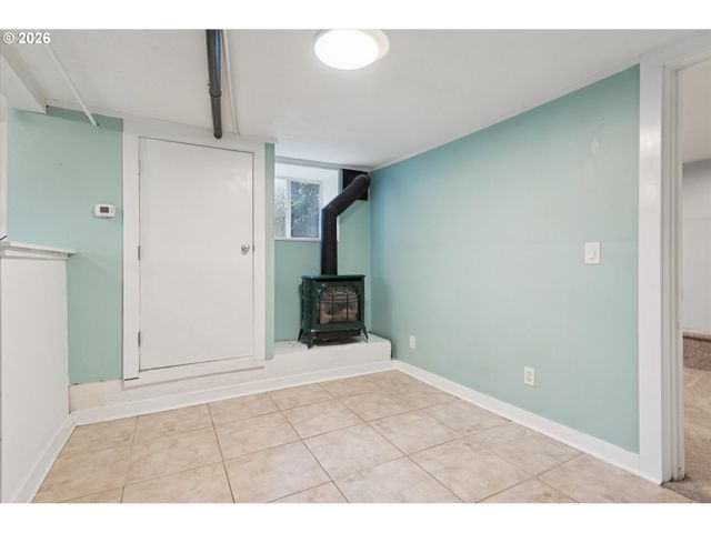 3305 Se SELLWOOD St, Milwaukie, OR 97222